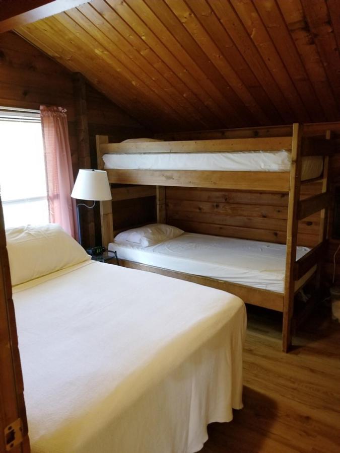 Lake Texoma Camping Resort Cabin 8 Willow Spring Exterior photo