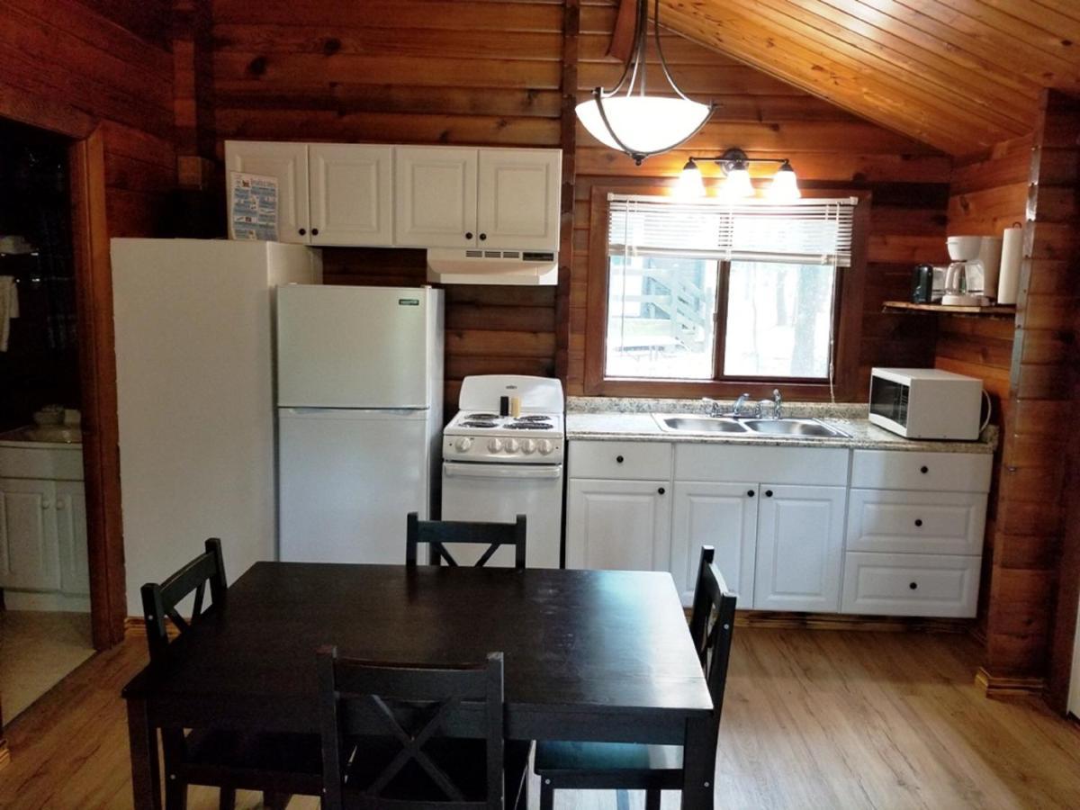 Lake Texoma Camping Resort Cabin 8 Willow Spring Exterior photo